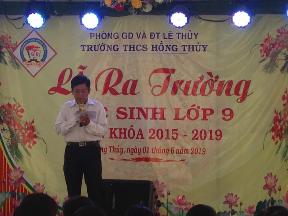 Ra truong 5.jpg