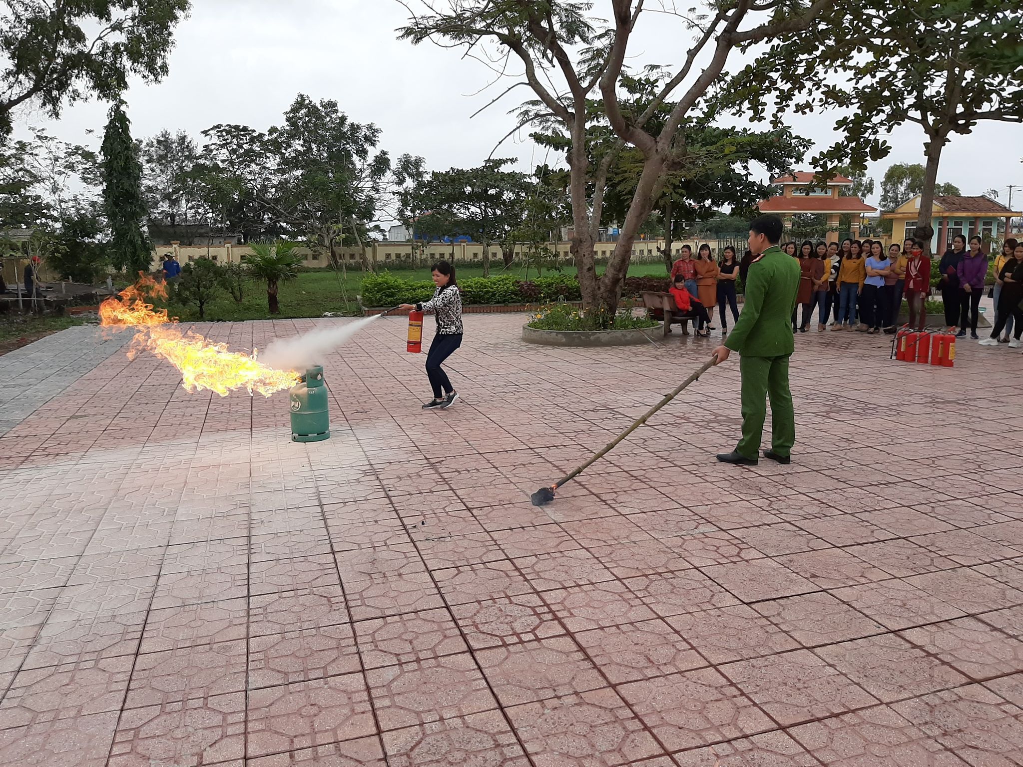 Tap huan PCCC (4).jpg